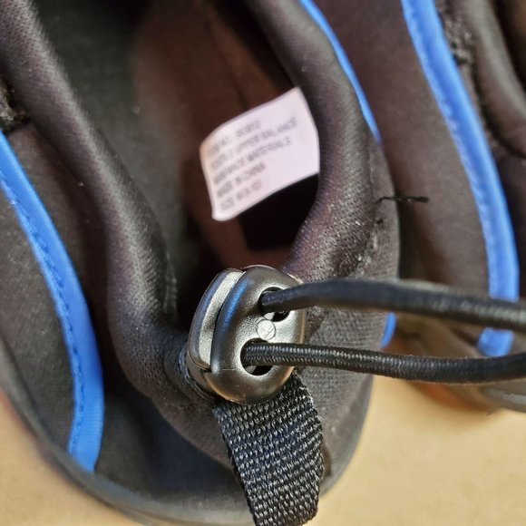 Aqua Shoes Size M (9-10) Black with Blue - Picture 4 of 6